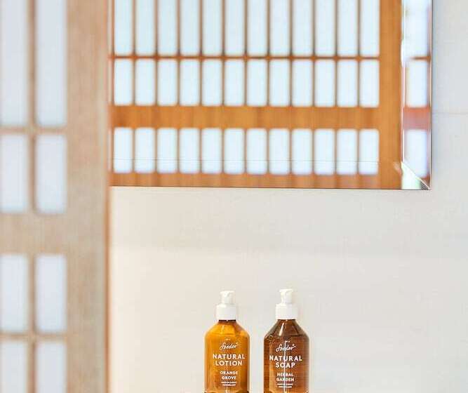 חדר בסיסי, Art House Basel Member Of Design Hotels