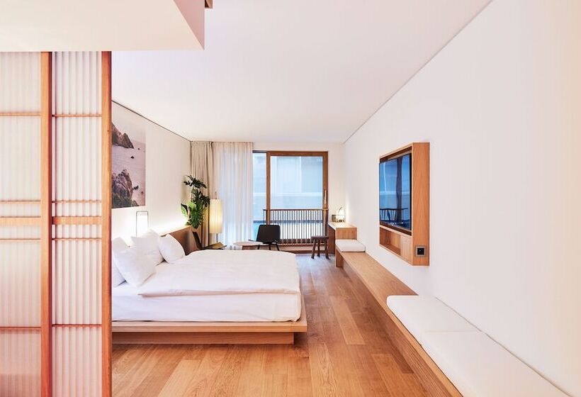 סוויטת ג'וניור, Art House Basel Member Of Design Hotels