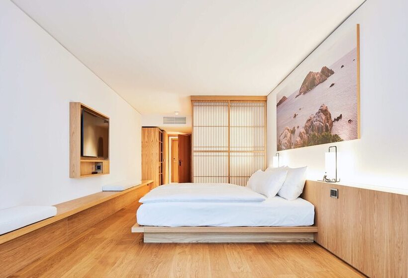 סוויטת ג'וניור, Art House Basel Member Of Design Hotels