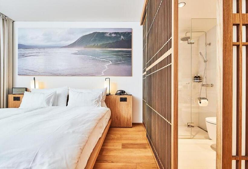 חדר בסיסי, Art House Basel Member Of Design Hotels