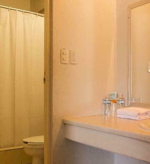 اتاق راحتی سه تخته, Bonitto Inn® Tampico Altamira