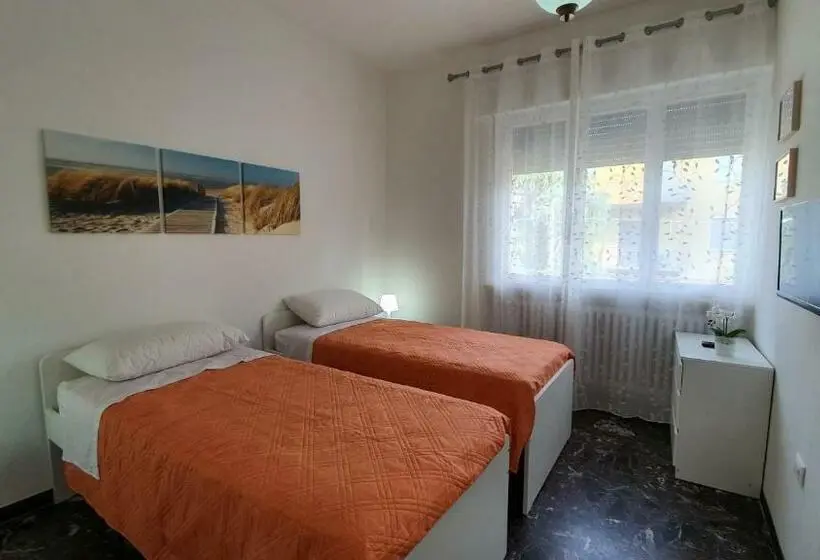 اتاق استاندارد با سرویس بهداشتی مشترک, Residenza Chiara