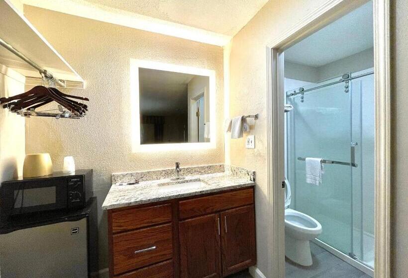 إستوديو قياسى سرير كينج, Magnolia Motel Donaldsonville   St. James