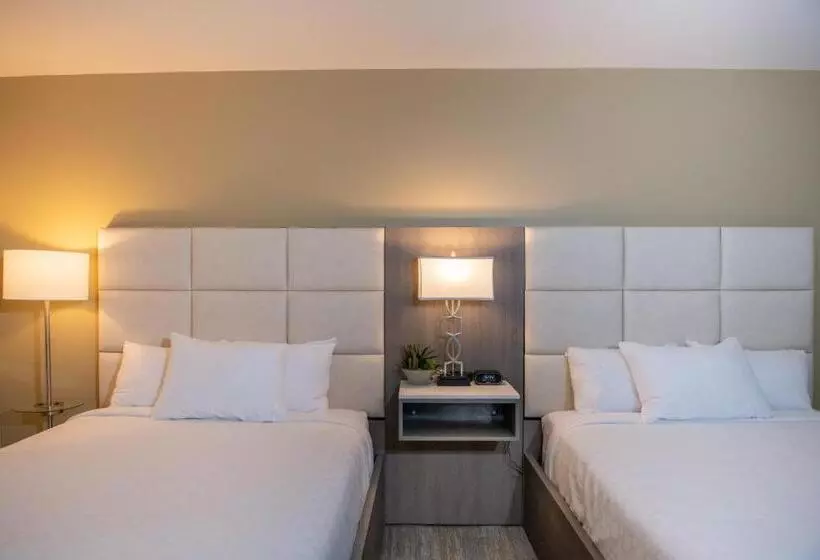 デラックススイート, Apache Gold Resort Hotel & Casino