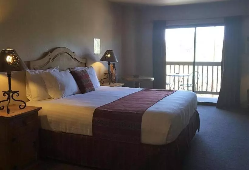 キングサイズベッドのデラックスルーム, Beaver Creek Inn