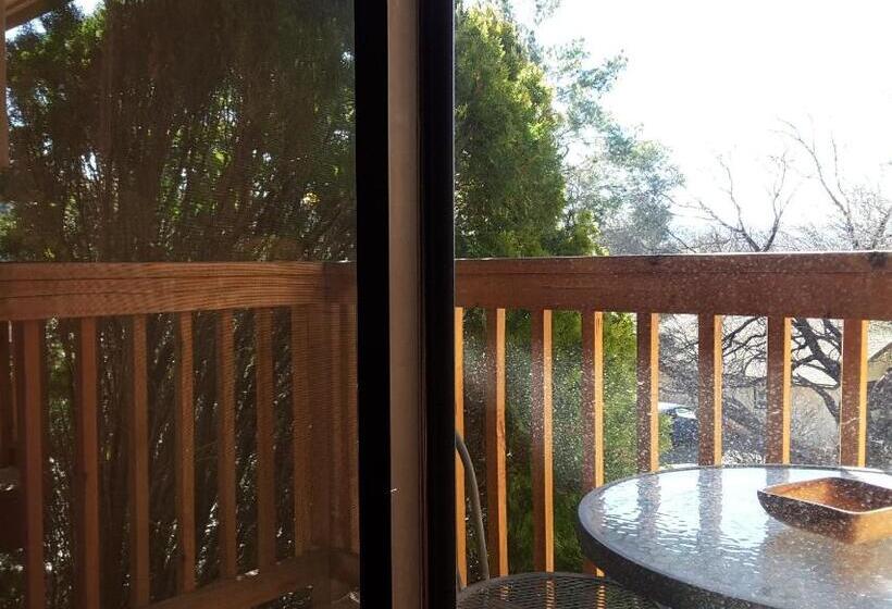 اتاق لوکس با تخت بزرگ, Beaver Creek Inn