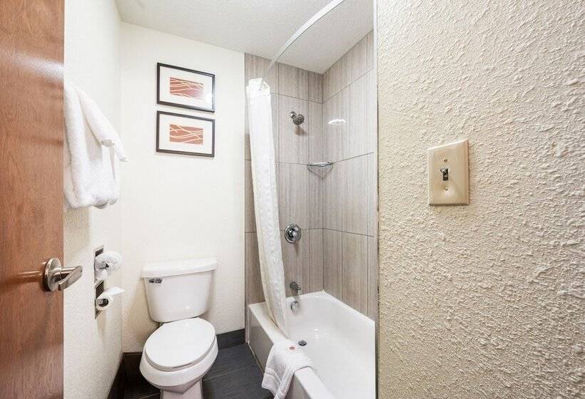 غرفه قياسيه سريرين مزدوجين, Comfort Inn Mayfield Heights Cleveland East