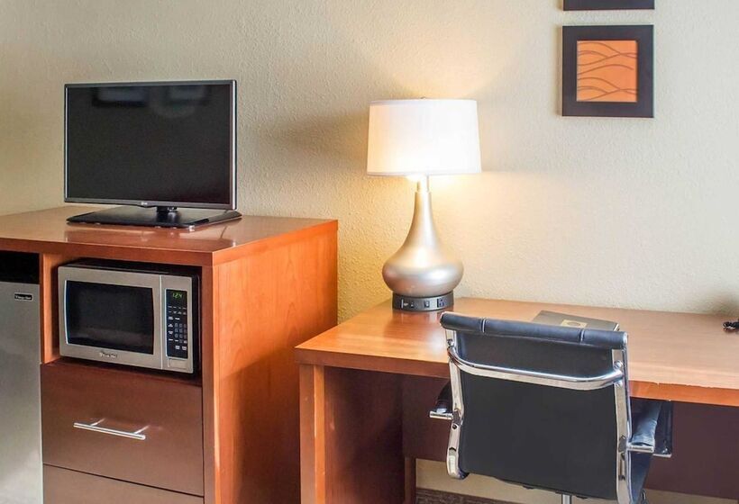غرفه قياسيه سريرين مزدوجين, Comfort Inn Mayfield Heights Cleveland East