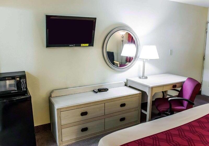 Стандартный Номер Кровать Кинг, Econo Lodge Perry