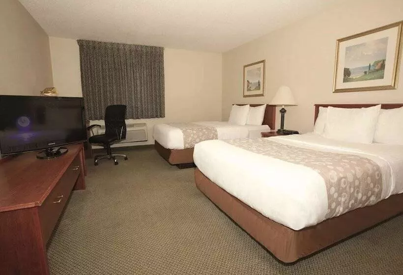 اتاق استاندارد با 2 تخت دوبل, La Quinta Inn By Wyndham Milwaukee Airport / Oak Creek