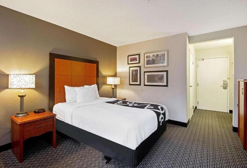 Номер Стандарт Адаптированный для Инвалидов, La Quinta By Wyndham Harrisburg Airport Hershey
