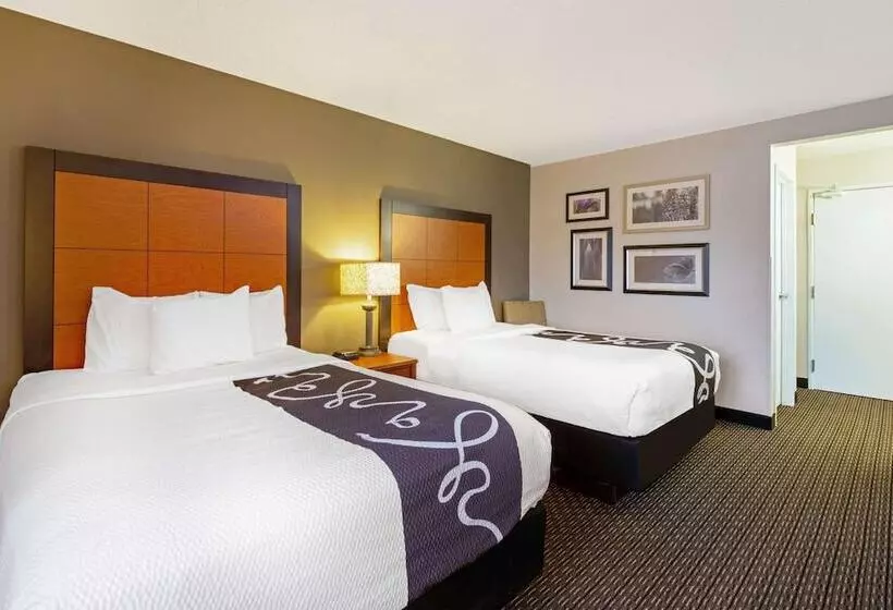 اتاق استاندارد با 2 تخت دوبل, La Quinta By Wyndham Harrisburg Airport Hershey