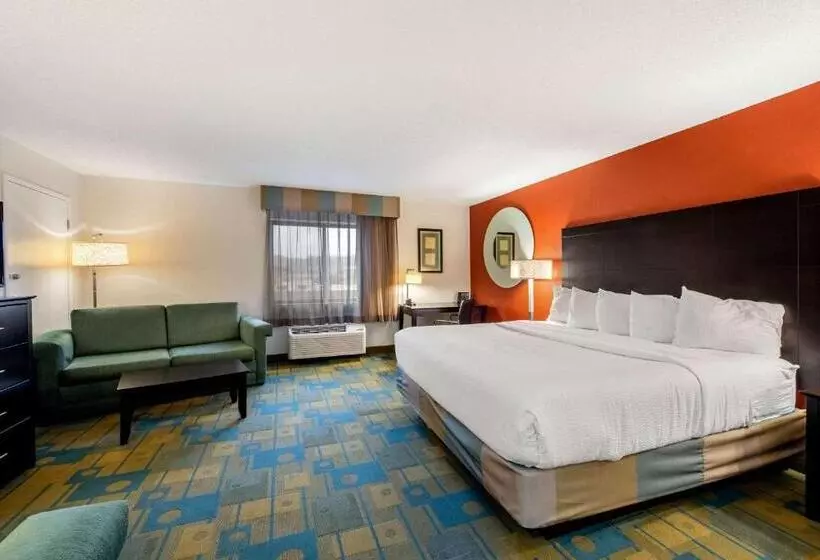 キングサイズベッドのエクゼクティブルーム, La Quinta By Wyndham Mansfield Oh