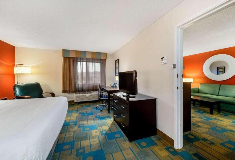 Люкс Deluxe Кровать Кинг, La Quinta By Wyndham Mansfield Oh