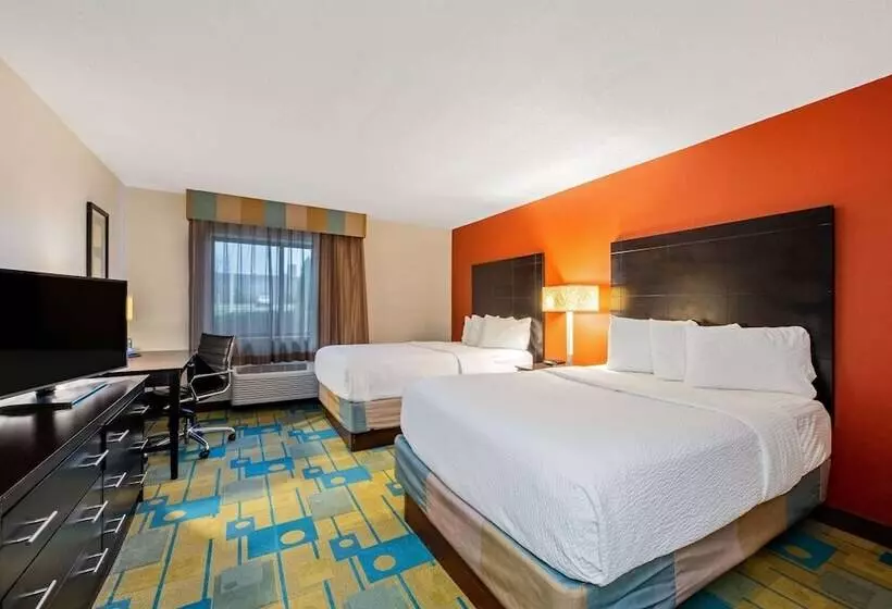 2ダブルベッドのスタンダードルーム, La Quinta By Wyndham Mansfield Oh