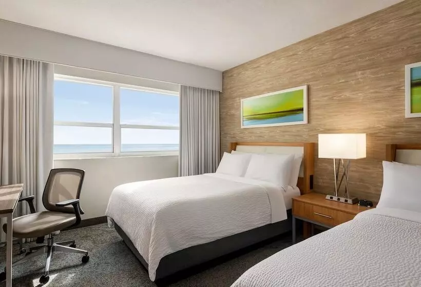 اتاق استاندارد با 2 تخت دوبل, Holiday Inn Miami Beachoceanfront, An Ihg