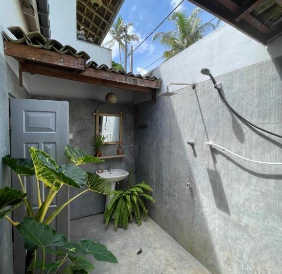 标准间, Surf Lodge Madiha