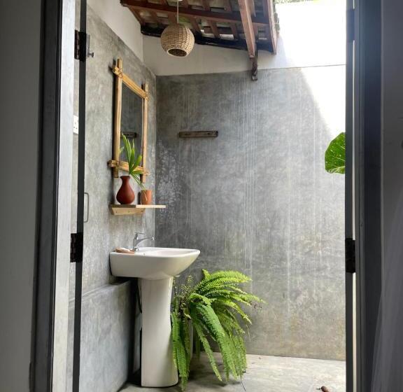 标准间, Surf Lodge Madiha