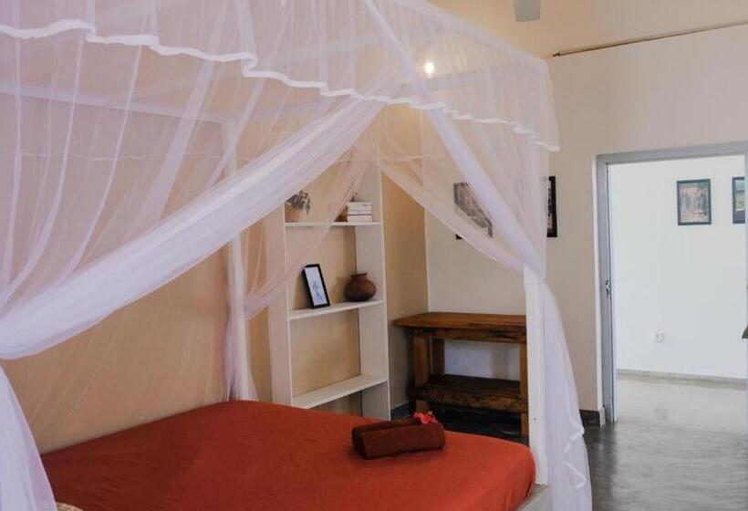 Номер Стандарт, Surf Lodge Madiha