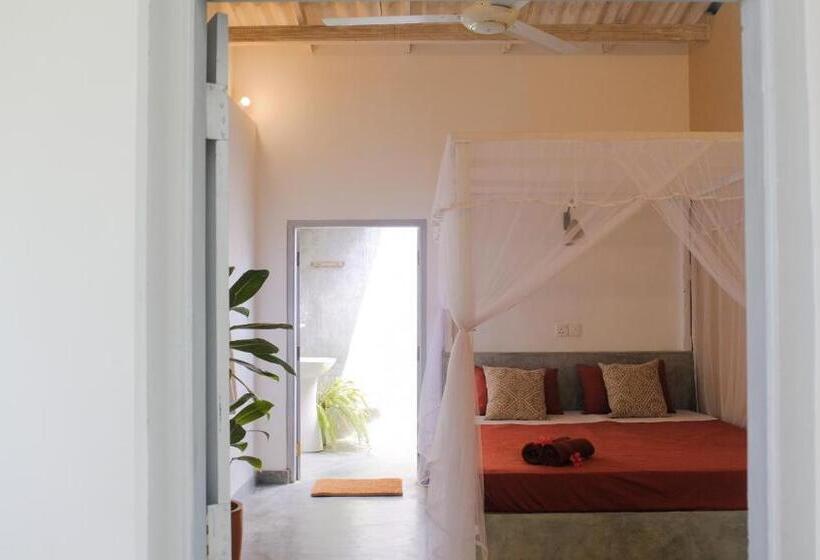 标准间, Surf Lodge Madiha