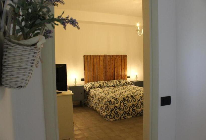 اتاق لوکس, Agriturismo Le Zorlesche