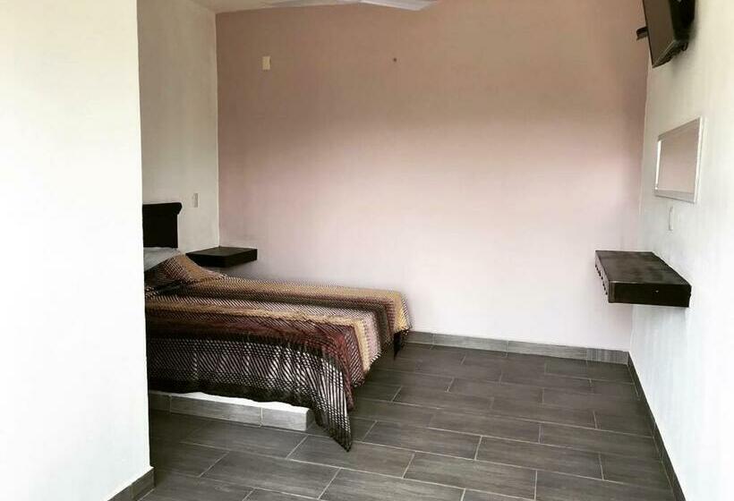 اتاق استاندارد, Los Pinos Centro