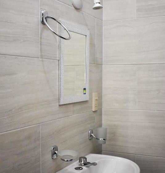 اتاق خانوادگی, Los Pinos Centro