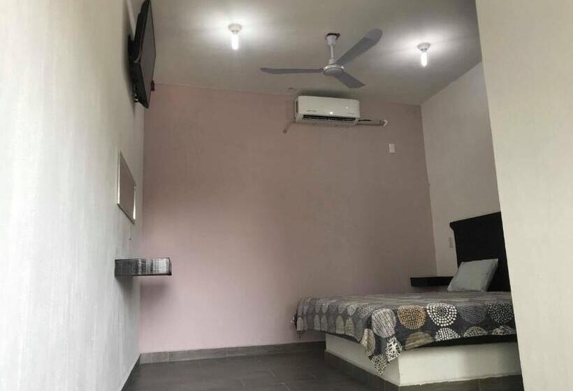 اتاق استاندارد, Los Pinos Centro