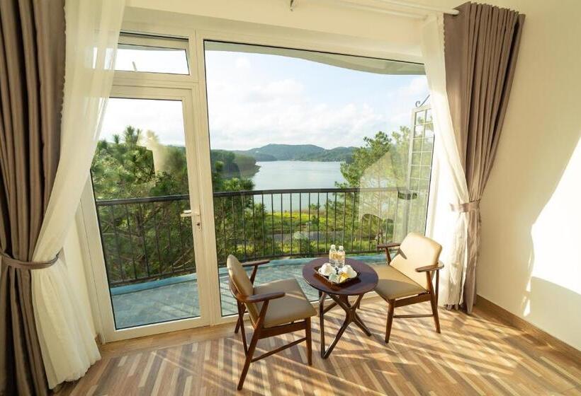 اتاق استاندارد با چشمانداز دریاچه, Romeo & Juliet S Hồ Tuyền Lâm Dalat
