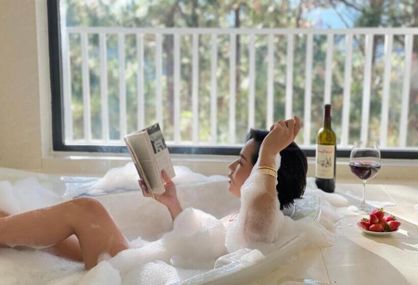 اتاق استاندارد با تخت بزرگ, Romeo & Juliet S Hồ Tuyền Lâm Dalat