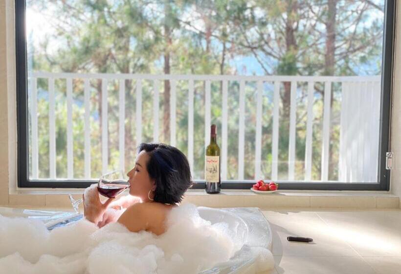 اتاق استاندارد با تخت بزرگ, Romeo & Juliet S Hồ Tuyền Lâm Dalat