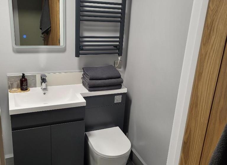 Quarto Familiar, Open Acres Accommodation And Airport Parking