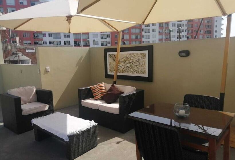 Номер Стандарт, Brickell