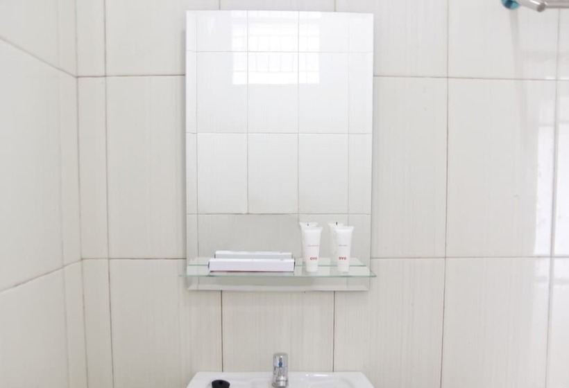 标准间, Oyo 1167 Home Sty Residence