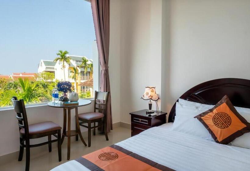 اتاق لوکس با بالکن, Sam Sam Homestay