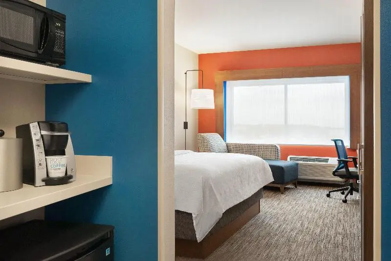 スタンダードルーム, Holiday Inn Express & Suites Beaver Dam, An Ihg