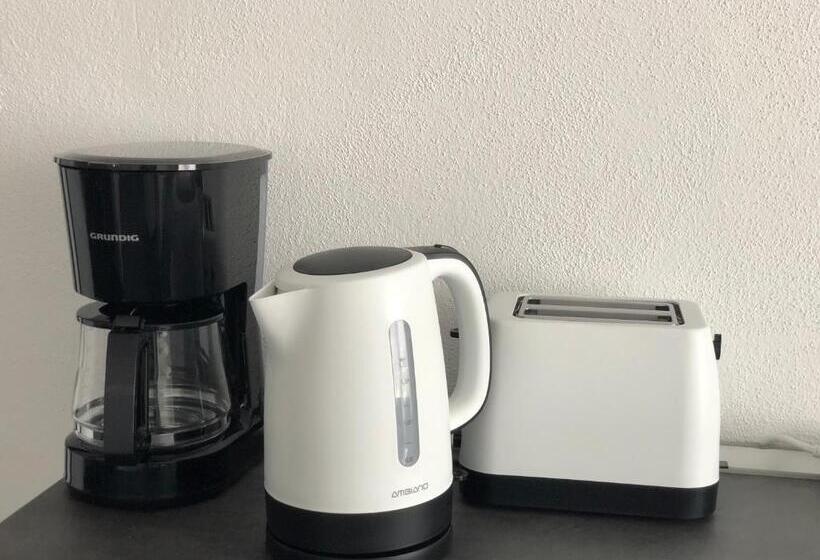 스탠다드 스튜디오, Libarty Appartments