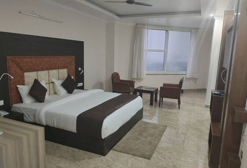 اتاق اکونومی, White Pearl