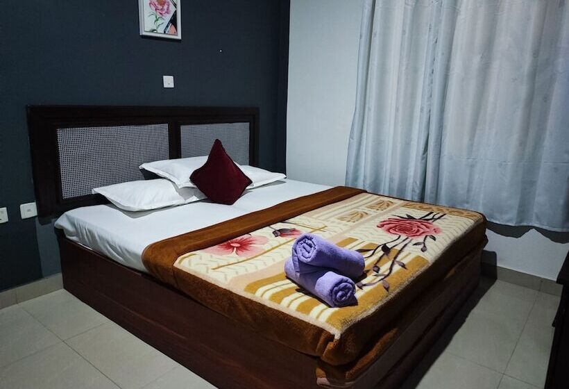 اتاق لوکس, Ellisa Hospitality And