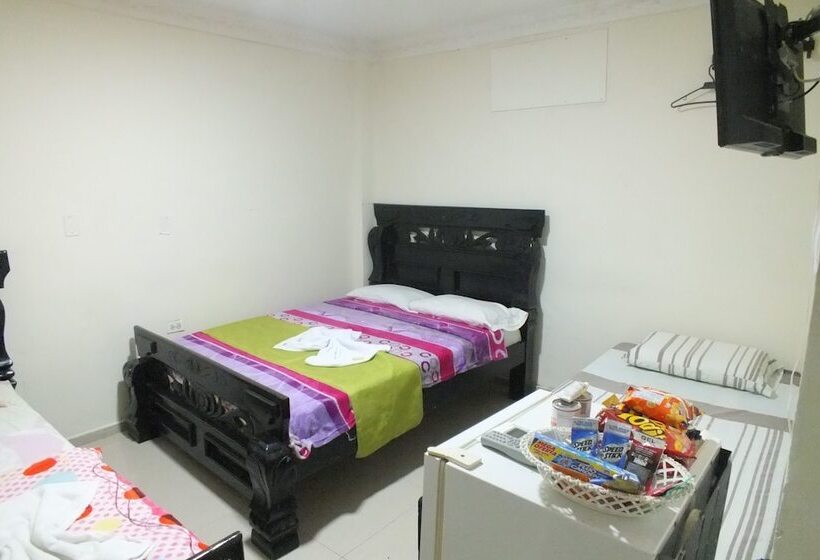 חדר סטנדרט, Emeralda Inn