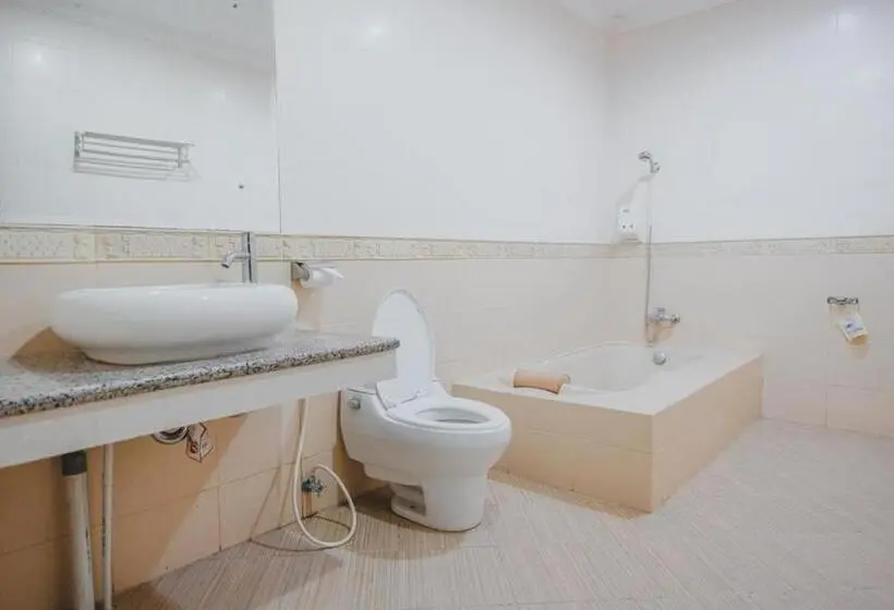 Juniorsviitti, Reddoorz Premium @ Jalan Pal 10 Jambi