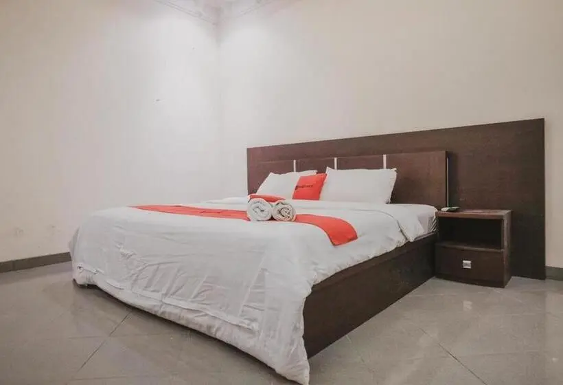 Juniorsviitti, Reddoorz Premium @ Jalan Pal 10 Jambi