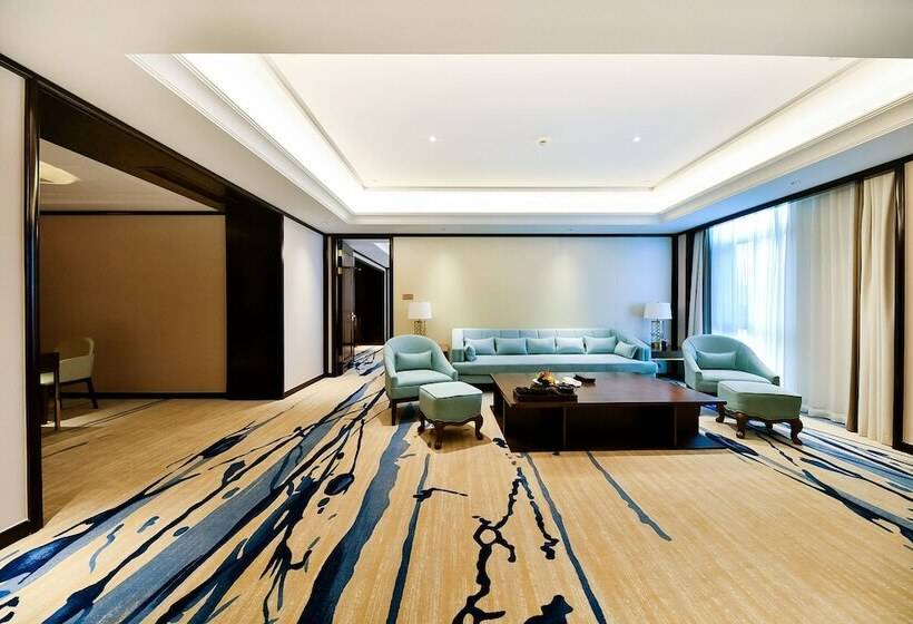 جناح ديلوكس, Wyndham Grand Plaza Royale Kaicheng Anji