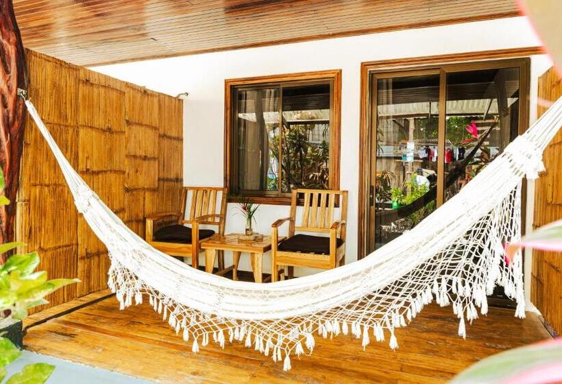 标准间, El Gato Rojas Surf Hostel