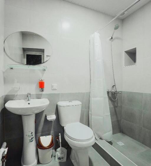 4인용 스탠다드 룸, Rudakiy Guest House