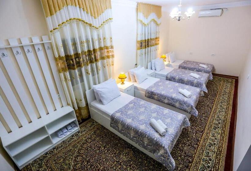 4인용 스탠다드 룸, Rudakiy Guest House