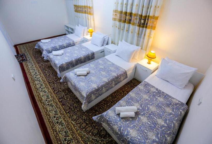 4인용 스탠다드 룸, Rudakiy Guest House