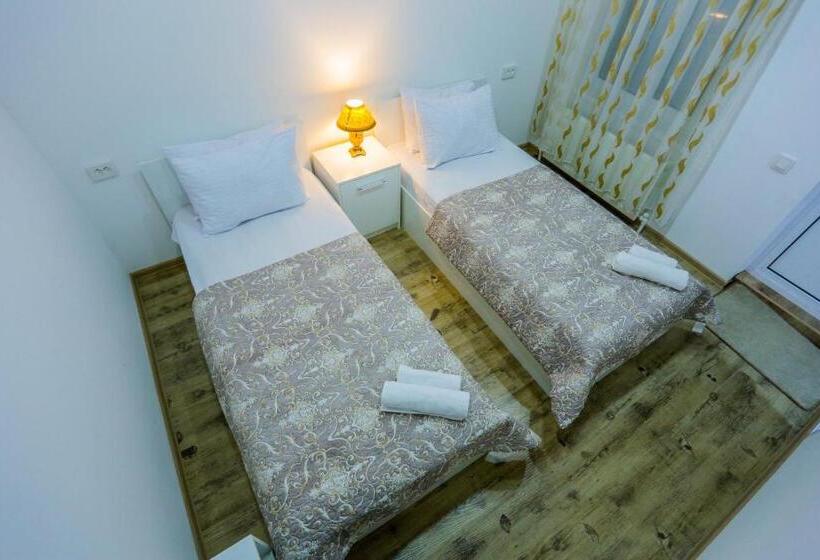 스탠다드 룸, Rudakiy Guest House