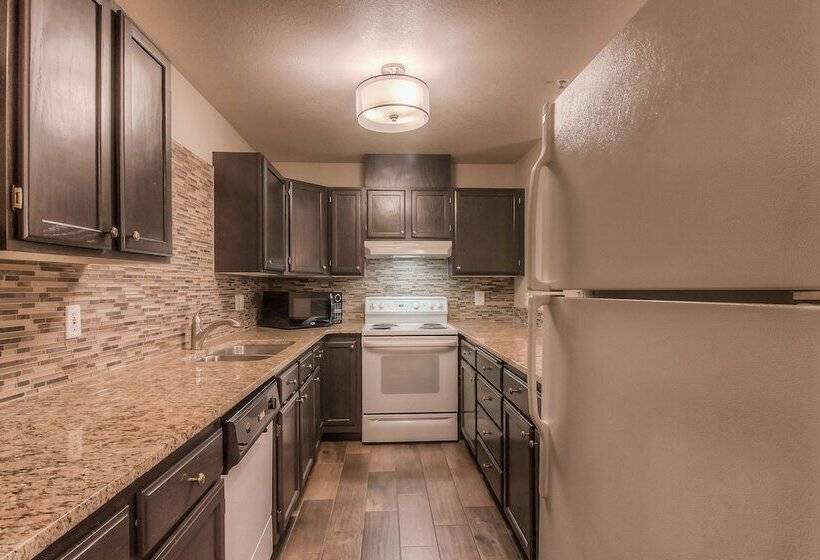 Люкс, Best Western Plus Yakima