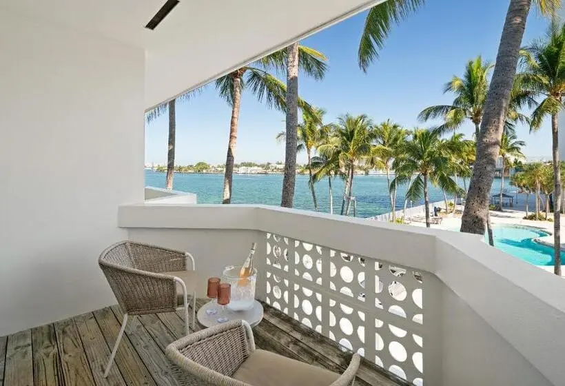 バルコニー付スタンダード4ベッドルーム, Palm Tree Club Miami